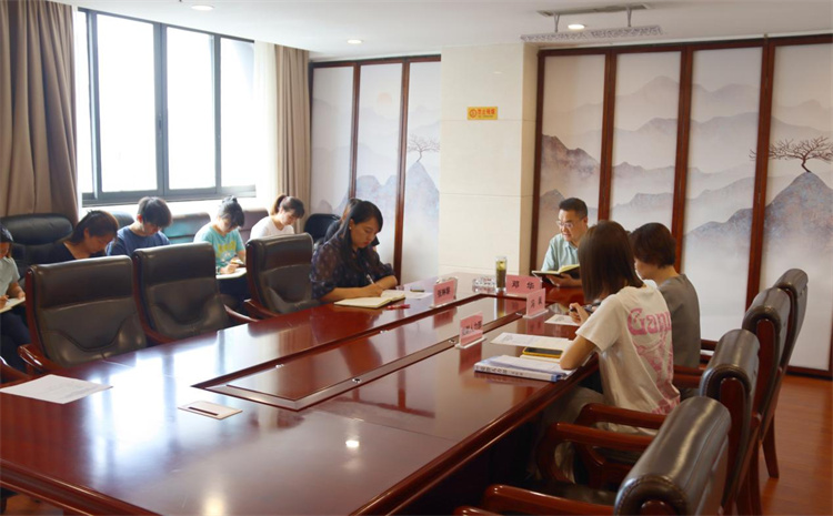集團公司召開學(xué)習(xí)貫徹習(xí)近平新時代中國特色社會主義思想主題教育第五次推進(jìn)會